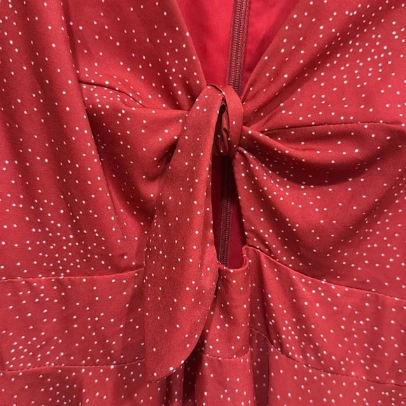 Red PolkaDot keyhole front bow tie flare dress - Picture 9 of 10
